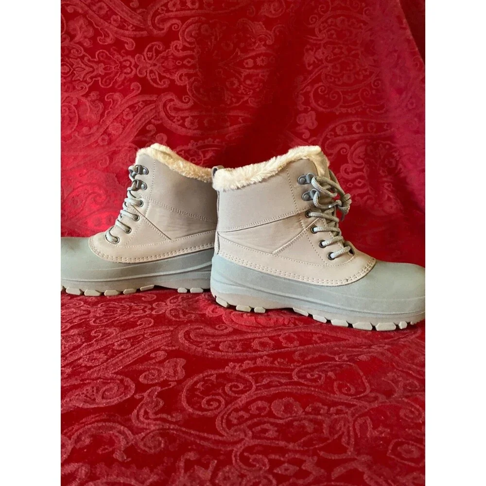 All in Motion Girls Gray Snow booties Sz 5